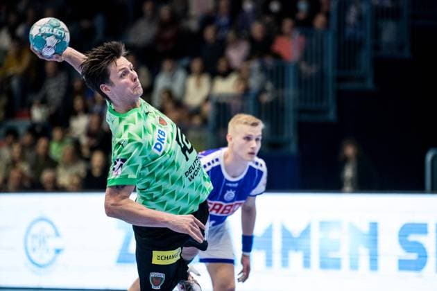 Liqui Moly Handball Bundesliga VfL Gummersbach Fuechse Berlin 18 12 2022 Hans Lindberg Fuechse Berlin, 18 Liqui Moly Handball Bundesliga VfL Gummersbach Fuechse Berlin Gummersbach, Schwalbe arena Copyright: xBEAUTIFULxSPORTS Wunderlx