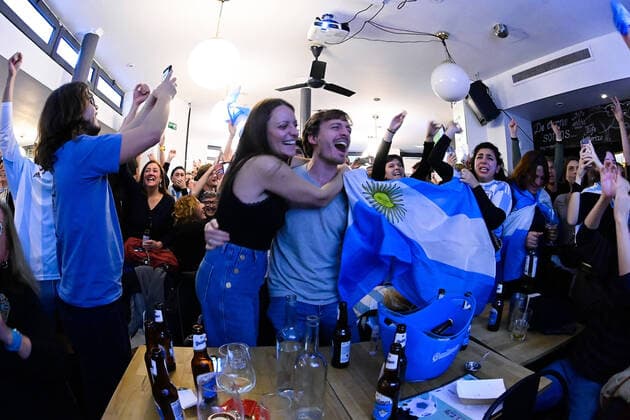 FIFA World Cup 2022, Final, Argentina - France, Argentine fans celebrate in Paris