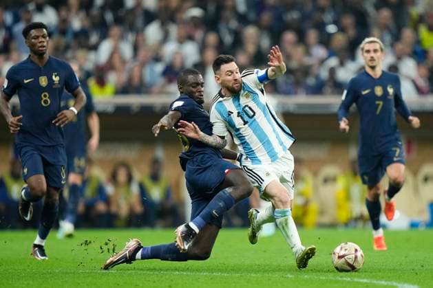 Argentina v France: Final - FIFA World Cup, WM, Weltmeisterschaft, Fussball Qatar 2022 Lionel Messi right winger of Argentina and Paris Saint-Germain competes for the ball with Dayot Upamecano centre-back of France and Bayern Munich during The FIFA World Cup Qatar 2022 Final match between Argentina and France at Lusail Stadium on December 18, 2022 in Lusail City, Qatar. Lusail City Qatar  Copyright: xJosexBretonx originalFilename:breton-argentin221218_npjP1.jpg