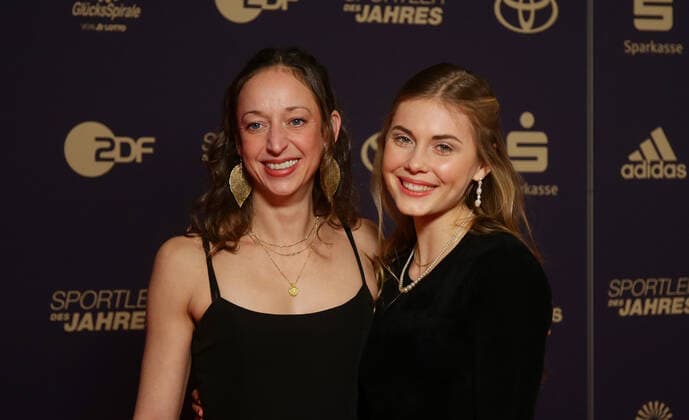 Baden Baden , Athlete of the Year 2022 , from left Friederike Kops Hannah Meul