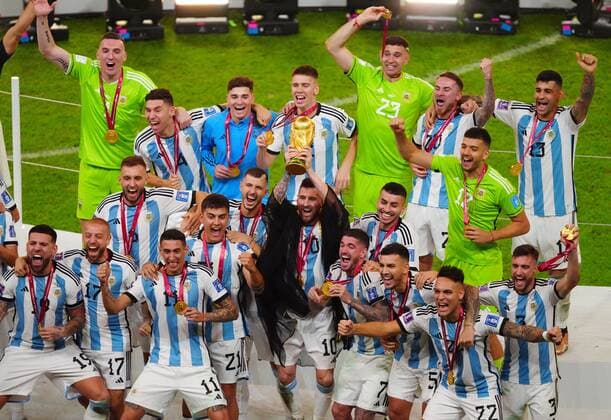 Mandatory Credit: Photo by Javier Garcia Shutterstock (13670815ix) Lionel Messi lifts the trophy after Argentina win the World Cup Argentina v France, FIFA World Cup, WM, Weltmeisterschaft, Fussball 2022, Final, Football, Lusail Stadium, Al Daayen, Qatar - 18 Dec 2022 Editorial Use Only Argentina v France, FIFA World Cup 2022, Final, Football, Lusail Stadium, Al Daayen, Qatar - 18 Dec 2022 Editorial Use Only Copyright: xJavierxGarcia Shutterstockx 13670815ix