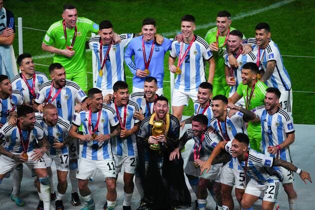 Mandatory Credit: Photo by Javier Garcia Shutterstock (13670815jc) Lionel Messi lifts the trophy after Argentina win the World Cup Argentina v France, FIFA World Cup, WM, Weltmeisterschaft, Fussball 2022, Final, Football, Lusail Stadium, Al Daayen, Qatar - 18 Dec 2022 Editorial Use Only Argentina v France, FIFA World Cup 2022, Final, Football, Lusail Stadium, Al Daayen, Qatar - 18 Dec 2022 Editorial Use Only Copyright: xJavierxGarcia Shutterstockx 13670815jc