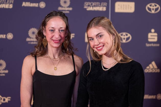 Friederike Kops Hannah Meul, athlete of the year, awarding the honor in 2022, 18 12 2022, Eibner Pressefoto Sascha Walther athlete of the year, awarding the honor in 2022, 18 12 2022 Baden Baden. Copyright: xEibner-Pressefotox EP_EER