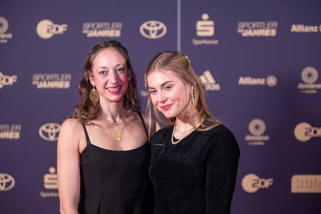 Friederike Kops Hannah Meul, athlete of the year, awarding the honor in 2022, 18 12 2022, Eibner Pressefoto Sascha Walther athlete of the year, awarding the honor in 2022, 18 12 2022 Baden Baden. Copyright: xEibner-Pressefotox EP_EER
