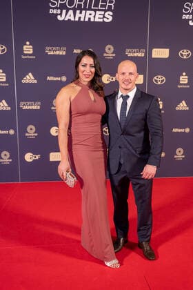Fabian Hambuechen with wife Viktoria, sportsman of the year, awarding the honor in 2022, 18 12 2022, Eibner press photo Sascha Walther sportsman of the year, awarding the honor in 2022, 18 12 2022 Baden Baden. Copyright: xEibner-Pressefotox EP_EER