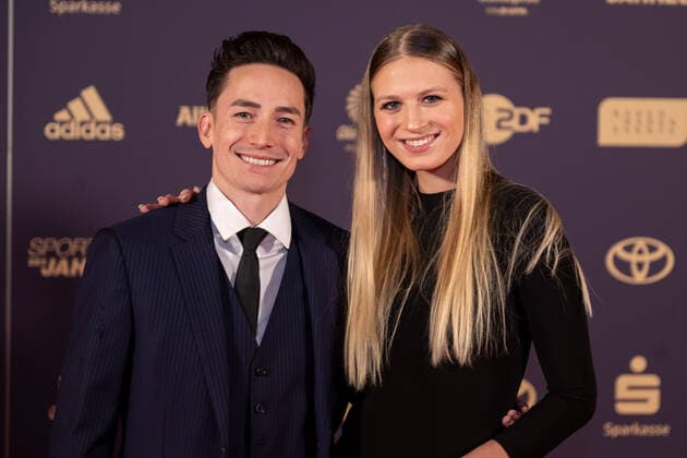 Marcel Nguyen and Noemi Peschel, athlete of the year, awarding the honor in 2022, 18 12 2022, Eibner Pressefoto Sascha Walther athlete of the year, awarding the honor in 2022, 18 12 2022 Baden Baden. Copyright: xEibner-Pressefotox EP_EER