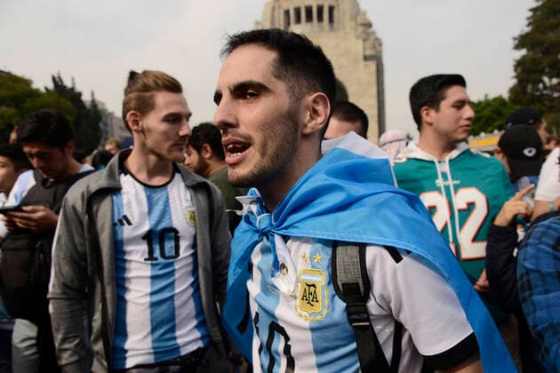 Fans Celebrate Argentina As FIFA World Champion December 18, 2022, Mexico City, Mexico: Argentine fans attend the FIFA Fan Fest at the Monument to the Revolution to support their team in the FIFA World Cup, WM, Weltmeisterschaft, Fussball final against the French team. on December 18, 2022 in Mexico City, Mexico. (Photo by Carlos Tischler Eyepix Group) Copyright: xCarlosxTischler xEyepixxGroupx CT_18122022_84315