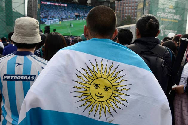 Fans Celebrate Argentina As FIFA World Champion December 18, 2022, Mexico City, Mexico: Argentine fans attend the FIFA Fan Fest at the Monument to the Revolution to support their team in the FIFA World Cup, WM, Weltmeisterschaft, Fussball final against the French team. on December 18, 2022 in Mexico City, Mexico. (Photo by Carlos Tischler Eyepix Group) Copyright: xCarlosxTischler xEyepixxGroupx CT_18122022_84318