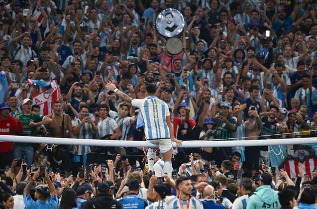 (221218) -- LUSAIER, Dec. 18, 2022 -- Lautaro Martinez of Argentina celebrates after winning the Final between Argentina and France at the 2022 FIFA World Cup, WM, Weltmeisterschaft, Fussball at Lusail Stadium in Lusail, Qatar, Dec. 18, 2022. ) (SP)QATAR-LUSAIL-2022 WORLD CUP-FINAL-ARG VS FRA LixGa 