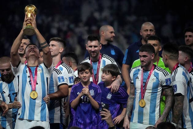 QAT, World Cup FIFA 2022, Final, Argentina vs France 18 12 2022, Lusail Iconic Stadium, Doha, QAT, World Cup FIFA 2022, Final, Argentina vs France, in picture Argentina s forward Lionel Messi with his sons nordphotoxGmbHx xBratic nph00250