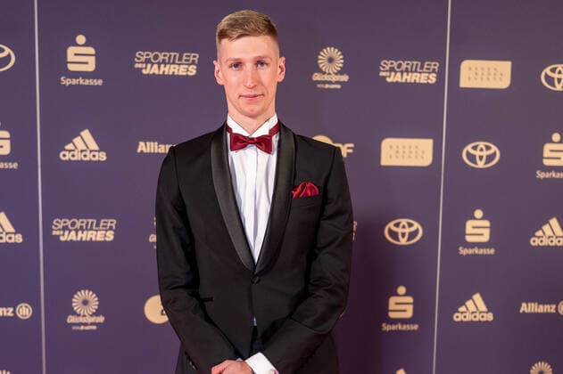 Florian Wellbrock, sportsman of the year, awarding the honor in 2022, 18 12 2022, Eibner press photo Sascha Walther sportsman of the year, awarding the honor in 2022, 18 12 2022 Baden Baden. Copyright: xEibner-Pressefotox EP_EER