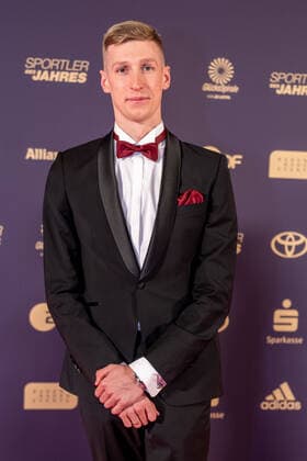 Florian Wellbrock, sportsman of the year, awarding the honor in 2022, 18 12 2022, Eibner press photo Sascha Walther sportsman of the year, awarding the honor in 2022, 18 12 2022 Baden Baden. Copyright: xEibner-Pressefotox EP_EER