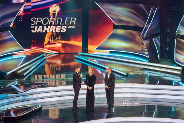 Hannah Meul climbing, European Championship silver in bouldering , young athlete of the year, athlete of the year, awarding the honor in 2022, 18 12 2022, Eibner Press Photo Sascha Walther athlete of the year, awarding the honor in 2022, 18 12 2022 Baden Baden Copyright: xEibner-Pressefotox EP_EER