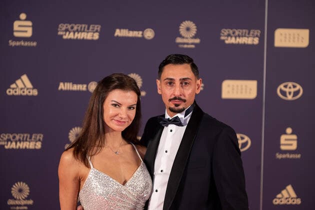 Yulia Raskina European champion rhythmic gymnastics with friend, athlete of the year, awarding the honor in 2022, 18 12 2022, Eibner press photo Sascha Walther athlete of the year, awarding the honor in 2022, 18 12 2022 Baden Baden. Copyright: xEibner-Pressefotox EP_EER