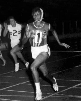 Wilma Rudolph Wilma Rudolph of USA wearing a head scarf as protection against heavy rain, wins the 100 yards event at the athletics meeting between the British Empire and Commonwealth and the United States Olympic team. Wilma won three gold medals at the Olympic Games, Olympische Spiele, Olympia, OS in Rome, two individual, and one in a relay race. London - 14th September 1960. United States  Copyright: xTopFotox 0084997