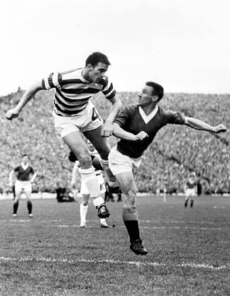 Celtic v Rangers 1963 Scottish Cup Final Celtic v Rangers McNamee (left) of Celtic and Millar of Rangers go up for the ball from a corner kick during the match at Hampden Park. 6th May 1963 Great Britain  Copyright: xTopFotox 0573296