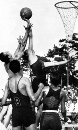 Basketball match between Philippines and Mexico at the Olympic Games, Olympische Spiele, Olympia, OS Berlin 1936 Germany  Copyright: xTopFotox 0722548