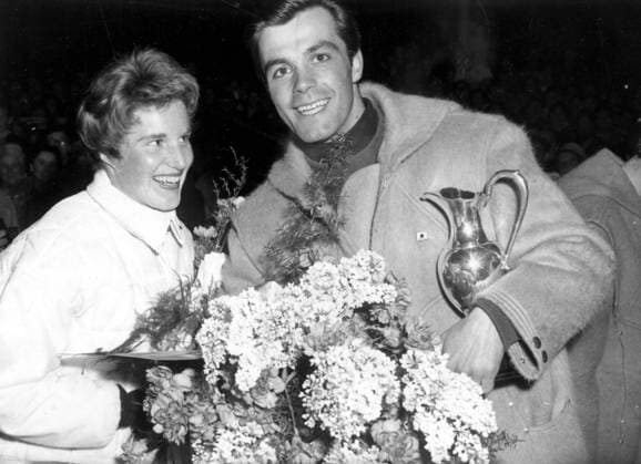 World Alpine Ski After the prizegiving presentation for the World Alpine Ski Championships at Bad Gastein Austria left Lucille Wheeler of Canada who won two gold medals for the Women s Giant Slalom and downhill Tony Sailer of Austrian who won three gold medals 11 February 1958 Austria  Copyright: xTopFotox 1136344