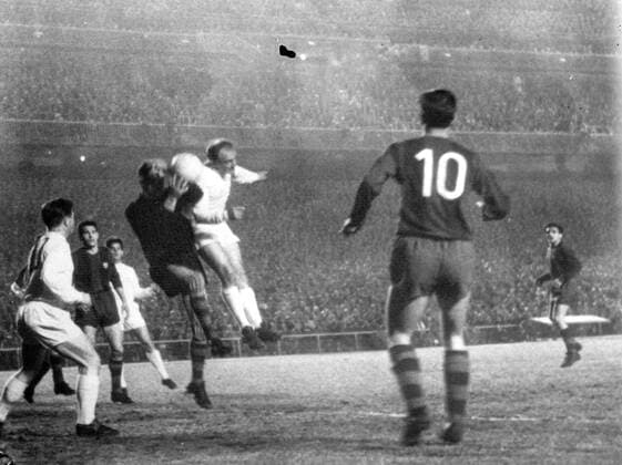 REAL MADRID V BARCELONA FOOTBALL MATCH 22 APRIL 1960 Spain  Copyright: xTopFotox IPU392483