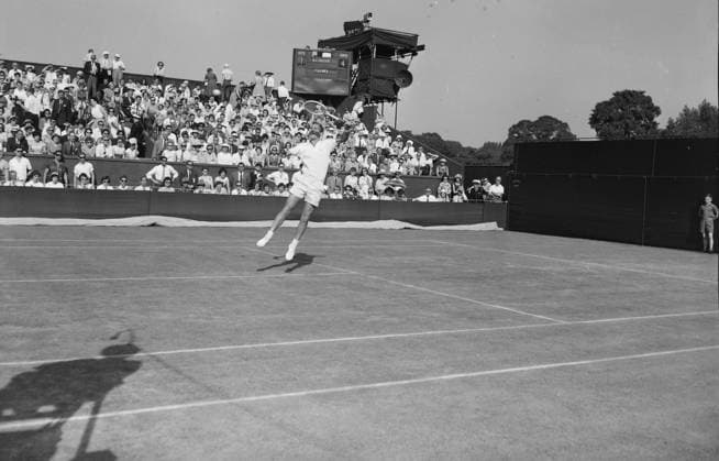 FRASER NEALE TENNIS AT WIMBLEDON 20 JUNE 1960  Copyright: xTopFotox IPU395683