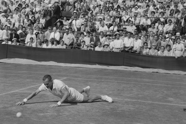 PLAYER NEALE FRASER AT WIMBLEDON LAWN TENNIS CHAMPIONSHIPS 29 JUNE 1961  Copyright: xTopFotox IPU416583