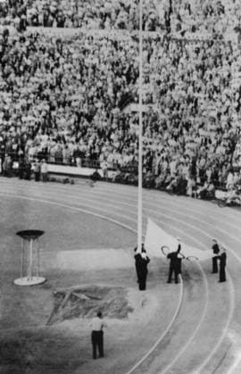 Olympic Games, Olympische Spiele, Olympia, OS Closing Ceremony FLAG IS LOWERED AND OLYMPICS CLOSE For fourteen days athletes from 70 nations have completed against each other for honours in the Olympic Games of 1952 . The Olympic flag is hauled down during the closing ceremony in the Helsinki Stadium . 1952 Finland  Copyright: xTopFotox UPI236479-A