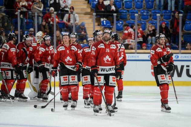 29 12 2022, Davos, Eisstadion Davos, Spengler Cup Orebro HK Team Canada, Canada eliminated from the tournament Davos Eisstadion Davos Graubünden Switzerland  Copyright: xJustPictures.ch AndreaxBrancax
