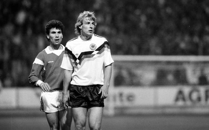 27 04 88 Germany Switzerland Germany, Kaiserslautern, 27 04 1988, football, international match, DFB Germany Switzerland 1 0 v l Thomas Tschuppert Switzerland , Jürgen Klinsmann Germany