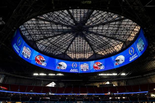 December 31, 2022: A general view of the roof prior to NCAA, College League, USA football game action between the Ohio State Buckeyes and the Georgia Bulldogs at Mercedes-Benz Stadium in Atlanta, Georgia. CSM. USA - ZUMAc04_ 20221231_zaf_c04_129 Copyright: xJohnxMersitsx