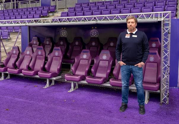 Sport Bilder des Tages SOCCER - BL, A.Wien, training start VIENNA,AUSTRIA,03.JAN.23 - SOCCER - ADMIRAL Bundesliga, FK Austria Wien, training start, press conference, PK, Pressekonferenz Image shows head coach Michael Wimmer (A.Wien).  GEPAxpictures xEdgarxEisner