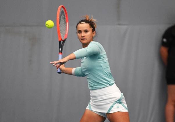 4th January 2022: Auckland, New Zealand: Lauren Davis of USA during play on Day 3 of the 2023 Womens s ASB Classic. ASB Tennis Centre, Auckland, New Zealand.  ActionPlus12464678 ChrisxSymes