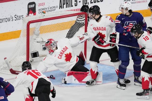 January 4, 2023, Halifax, NS, Canada: Canada goaltender Thomas Milic, centre, reaches back to make a stick-save during first period IIHF World Junior Hockey Championship semifinal action against USA in Halifax on Wednesday, January 4, 2023. Thomas Milic  - ZUMAc35_ 20230104_zaf_c35_114 Copyright: xDarrenxCalabresex