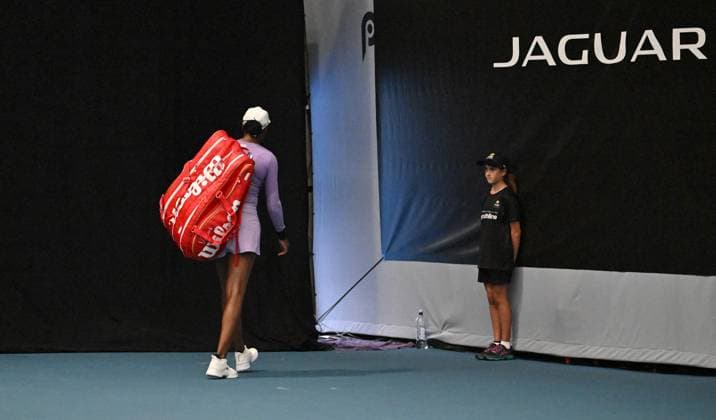 5th January 2022: Auckland, New Zealand: USA s Venus Williams on Day 4 of the women s ASB Classic at the ASB Tennis Arena, Auckland, New Zealand  ActionPlus12464933 AndrewxCornaga