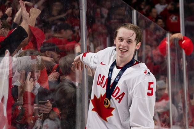230106 Brandt Clarke of Canada celebrates after the 2023 IIHF World Junior Championship final between Czech Republic and Canada on January 6, 2023 in Halifax Photo Simon Hastegard BILDBYRAN code SH SH0405 ice hockey ice hockey jvm junior vm u20 2023 iihf world junior championship world juniors final Czech Republic czech republic canada canada bbeng jubel vm gold gold,  Copyright: SIMONxHASTEGARD BB230106SH092