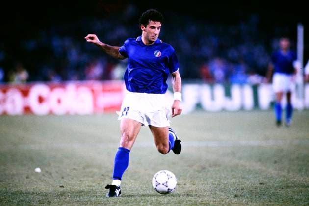 VIALLI Gianluca Team Juventus Turin FIFA Fussball WM 1990 Halbfinale Italien-Argentinien in Neapel am 03.Juli 1990 DFL REGULATIONS PROHIBIT ANY USE OF PHOTOGRAPHS as IMAGE SEQUENCES and or QUASI-VIDEO *** VIALLI Gianluca Team Juventus Torino FIFA World Cup 1990 Semifinal Italy Argentina in Naples on 03 July 1990 DFL REGULATIONS PROHIBIT ANY USE OF PHOTOGRAPHS as IMAGE SEQUENCES and or QUASI VIDEO Copyright: xLacixPerenyix