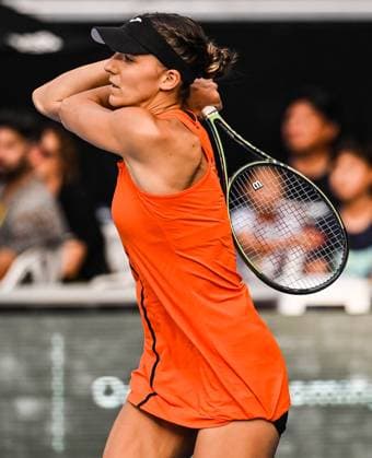 7th January 2022: Auckland, New Zealand: Spain s Rebeka Masarova during the semi finals of the ASB Classic at the ASB Tennis Arena, Auckland, New Zealand  ActionPlus12465545 AndrewxCornaga