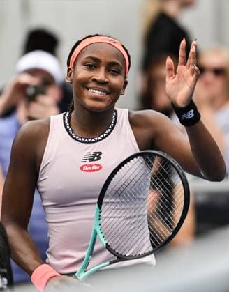 7th January 2022: Auckland, New Zealand: USA s Coco Gauff waves to the fans at the end of her semi final at the ASB Classic at the ASB Tennis Arena, Auckland, New Zealand  ActionPlus12465527 AndrewxCornaga