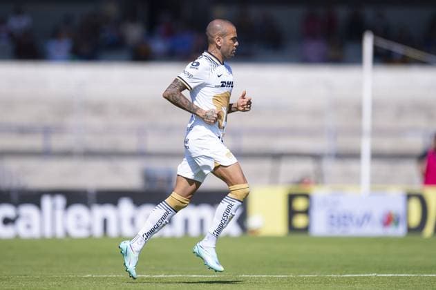 RECORD DATE NOT STATED Liga BBVA MX Clausura 2023 Pumas UNAM vs FC Juarez Dani Alves of Pumas during the game Pumas UNAM vs FC Juarez, corresponding to Round 01 of the Torneo Clausura 2023 of the Liga BBVA MX, at Olimpico Universitario Stadium, on January 08, 2023. <br><br> Dani Alves de Pumas durante el partido Pumas UNAM vs FC Juarez, Correspondiente a la Jornada 01 del Torneo Clausura 2023 de la Liga BBVA MX, en el Estadio Olimpico Universitario, el 08 de Enero de 2023. CIUDAD DE MEXICO CDMX MEXICO  Copyright: xJosexLuisxMelgarejox 20230108143929_LMX_C23_UNAM_FCJ_ALVES40