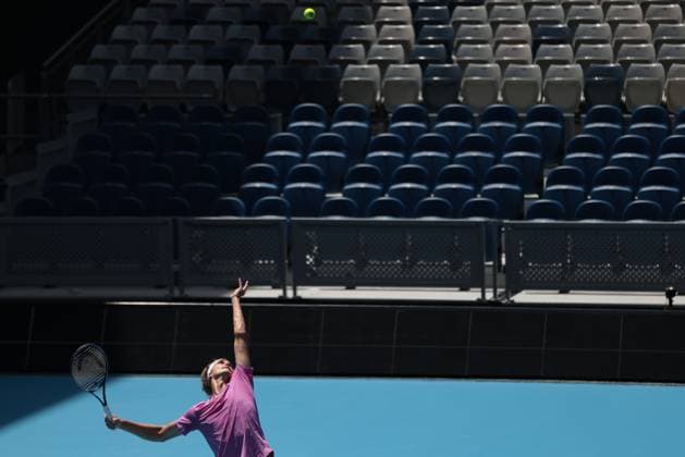 AUSTRALIAN OPEN PRACTICE SESSIONS, German tennis player Alexander Zverev takes part in a practice session ahead of the Australian Open 2023 tennis tournament, at Melbourne Park in Melbourne, Monday, January 9, 2023. ( NO ARCHIVING, EDITORIAL USE ONLY, NO USE IN BOOKS WITHOUT CONSENT MELBOURNE VICTORIA AUSTRALIA  Copyright: xDIEGOxFEDELEx 20230109001750344869