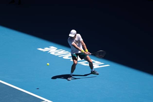 AUSTRALIAN OPEN PRACTICE SESSIONS, Australian tennis player Alex de Minaur takes part in a practice session ahead of the Australian Open 2023 tennis tournament, at Melbourne Park in Melbourne, Monday, January 9, 2023. ( NO ARCHIVING, EDITORIAL USE ONLY, NO USE IN BOOKS WITHOUT CONSENT MELBOURNE VICTORIA AUSTRALIA  Copyright: xDIEGOxFEDELEx 20230109001750345378