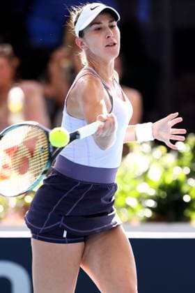 ADELAIDE, AUSTRALIA - JANUARY 09: Belinda Bencic of Switzerland plays a forehand during the Adelaide International tennis match between Garbine Muguruza of Spain and Belinda Bencic of Switzerland at Memorial Drive on January 09, 2023 in Adelaide, Australia. (Photo by Peter Mundy Speed Media Icon Sportswire) TENNIS: JAN 09 - Adelaide International Icon2301090014