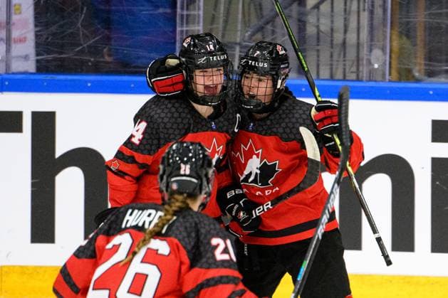 230109 Emma Pais of Canada celebrates after scoring 1 1 during the 2023 IIHF U18 Women s World Championship game between Sweden and Canada on January 9, 2023 in Östersund Photo Mathilda Ahlberg BILDBYRAN code MA MA0369 ishockey ice hockey u18 vm u18 vm 2023 iihf u18 womens world championship sweden sweden canada canada dambbeng jubel,  Copyright: MATHILDAxAHLBERG BB230109MA069