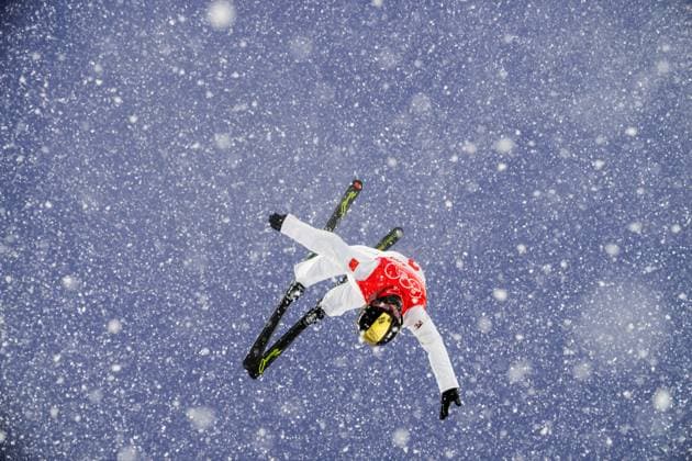 (230110) -- BEIJING, Jan. 10, 2023 -- Kong Fanyu of China trains at Genting Snow Park in Zhangjiakou, north China s Hebei Province, Feb. 13, 2022. ) (SP)XINHUA-PICTURES OF THE YEAR 2022 FeixMaohua 