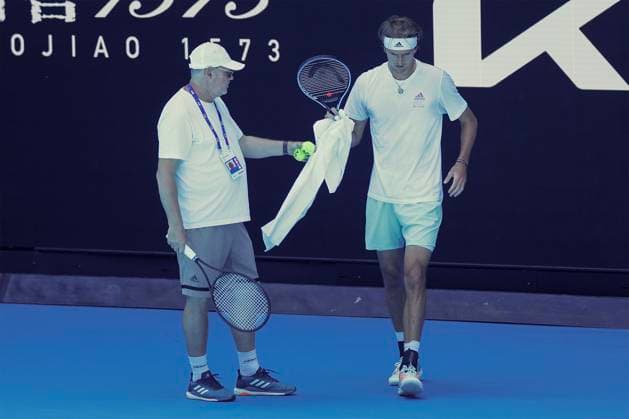 Alexander Zverev GER and coach father Alexander, Australian Open 2023, training in Melbourne, Victoria, Australia Copyright: xJuergenxHasenkopfx