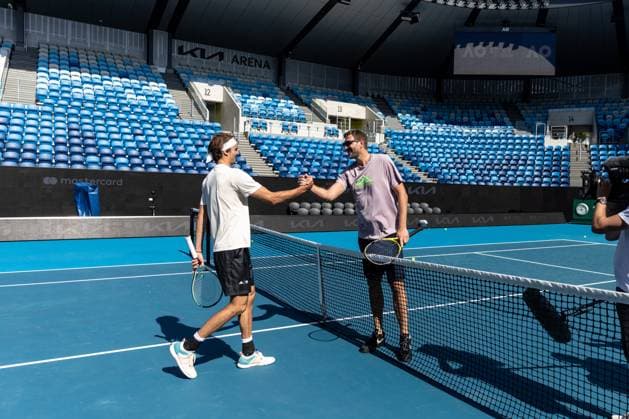 TENNIS AUSTRALIAN OPEN, Alexander Zverev of Germany is seen with former basketball player Dirk Nowitzki during a media opportunity at Melbourne Park in Melbourne, Thursday, January 12, 2023. ( NO ARCHIVING, EDITORIAL USE ONLY, NO USE IN BOOKS WITHOUT CONSENT MELBOURNE VICTORIA AUSTRALIA  Copyright: xDIEGOxFEDELEx 20230112001751397755
