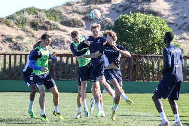 Header duel between Oscar Vilhelmson right Magnus Warming center and Clemens Riedel left training preparation winter break 2022 23 Darmstadt 98, on 12 01 23 in , El Saler Photo Alfio Marino xamx Copyright: www.alfiomarino.de