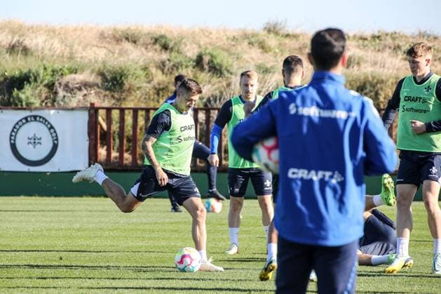 Marvin Mehlem on the ball training preparation winter break 2022 23 Darmstadt 98, on 12 01 23 in , El Saler Photo Alfio Marino xamx Copyright: www.alfiomarino.de