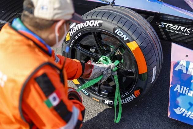 Marshals Recovery training during the 2023 Mexico City ePrix, 1st meeting of the 2022-23 ABB FIA Formula E World Championship, WM, Weltmeisterschaft on the Autodromo Hermanos Rodriguez from January 12 to 14, in Mexico City, Mexico - AUTO - 2022 FORMULA E MEXICO CITY ePRIX DPPI Panoramic  0342300100015