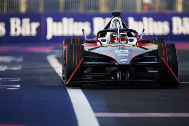 94 WEHRLEIN Pascal (ger), TAG HAUER Porsche Formula E Team, Porsche 99X Electric, action during the 2023 Mexico City ePrix, 1st meeting of the 2022-23 ABB FIA Formula E World Championship, WM, Weltmeisterschaft on the Autodromo Hermanos Rodriguez from January 12 to 14, in Mexico City, Mexico - AUTO - 2023 FORMULA E MEXICO CITY ePRIX DPPI Panoramic  03423001_JFR68264