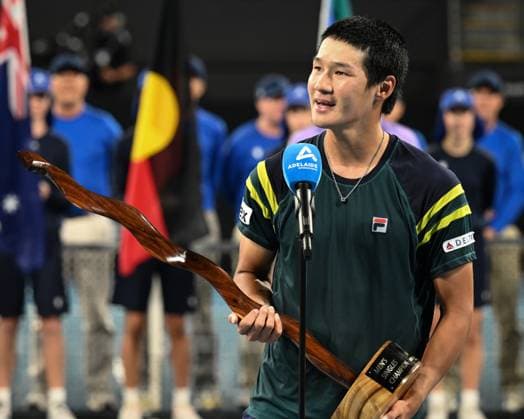 TENNIS ADELAIDE INTERNATIONAL, Soonwoo Kwon of South Korea accepting the Men?s Singles Trophy during the 2023 Adelaide International Tennis Tournament at the Memorial Drive Tennis Centre in Adelaide, Saturday, January 14, 2023. ( NO ARCHIVING, EDITORIAL USE ONLY, NO USE IN BOOKS WITHOUT CONSENT ADELAIDE SOUTH AUSTRALIA AUSTRALIA  Copyright: xMICHAELxERREYx 20230114001752153583